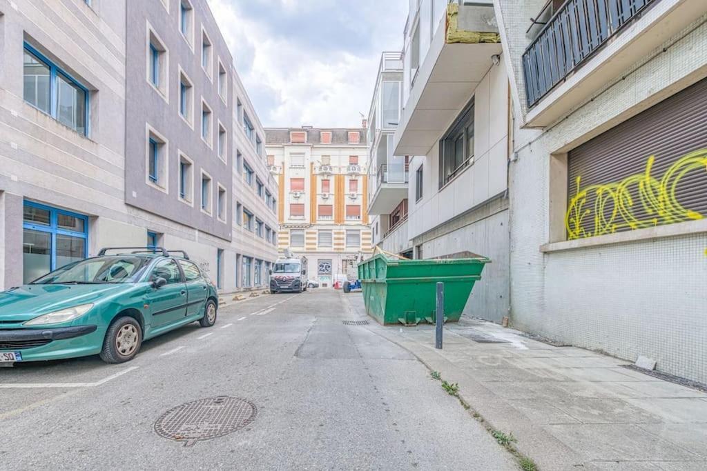 Centre Grenoble, Charmant, Avec Une Chambre Exterior photo